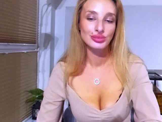 MarilynShow webcam