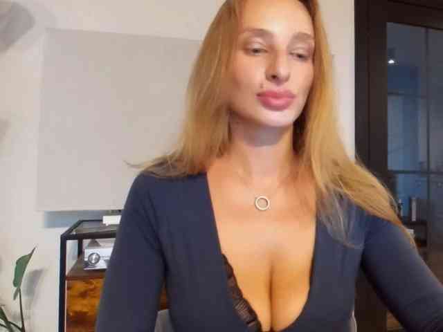 MarilynShow webcam