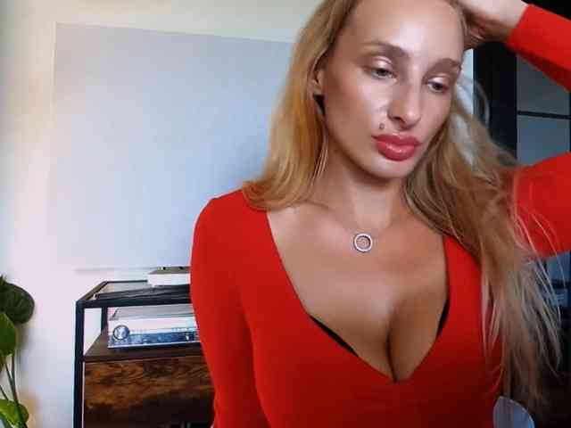 MarilynShow webcam