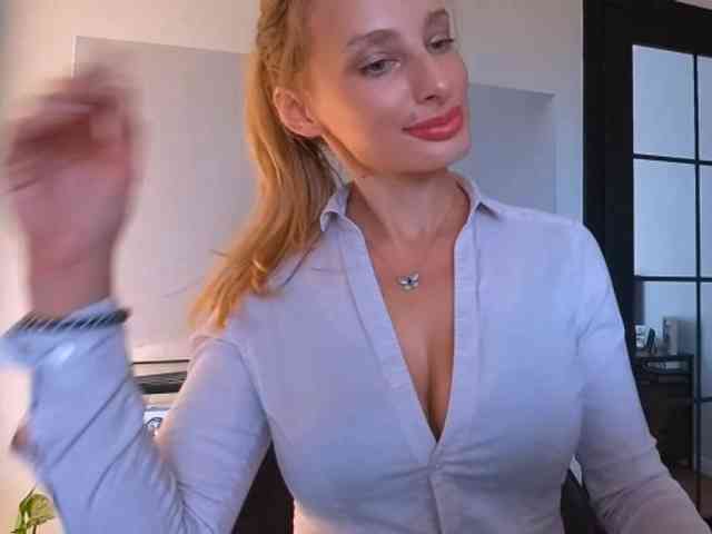 MarilynShow webcam