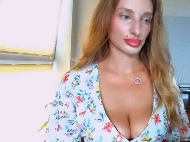 MarilynShow webcam