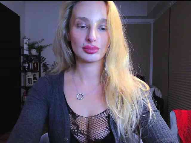 MarilynShow webcam