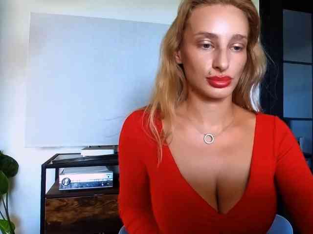 MarilynShow webcam