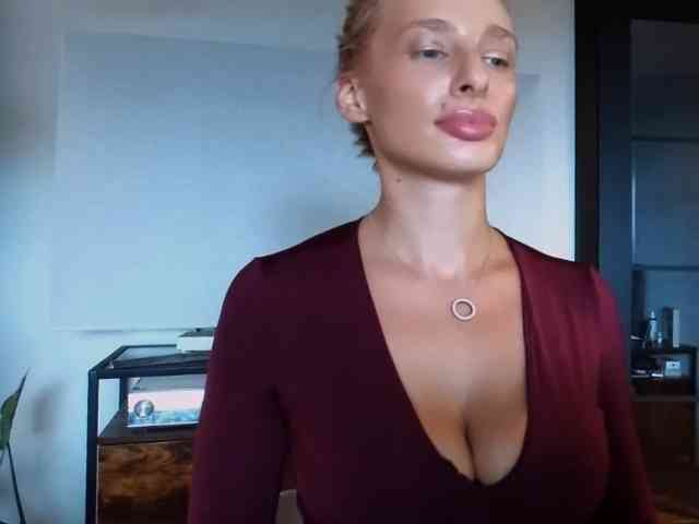 MarilynShow webcam