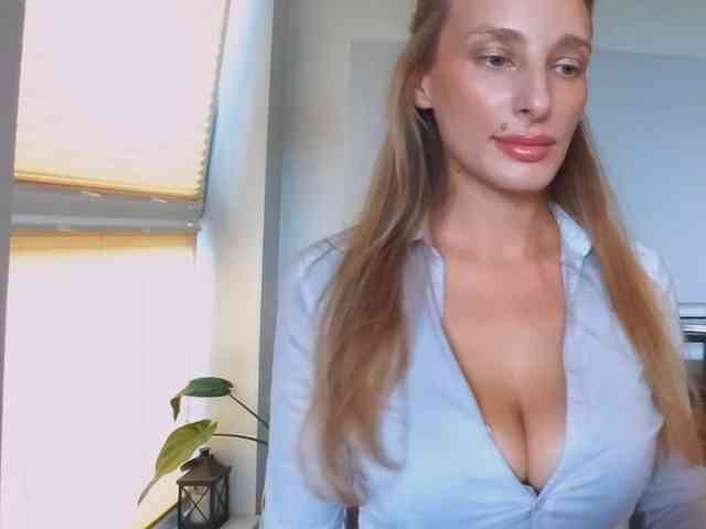 MarilynShow webcam