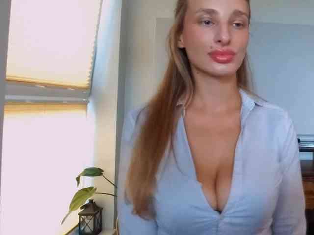 MarilynShow webcam