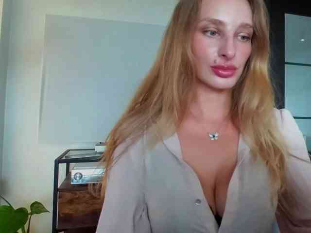 MarilynShow webcam