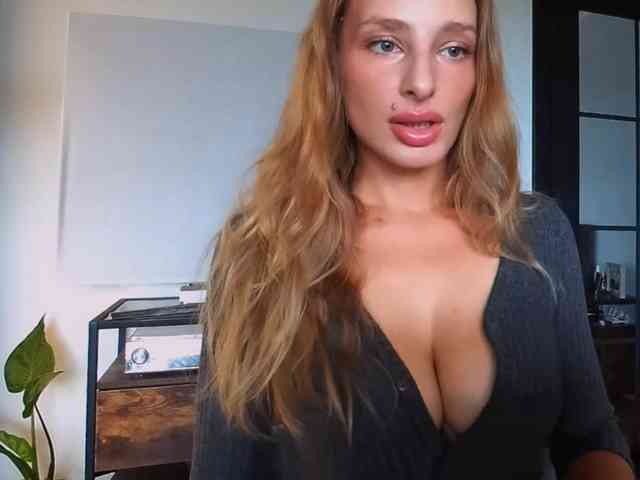 MarilynShow webcam