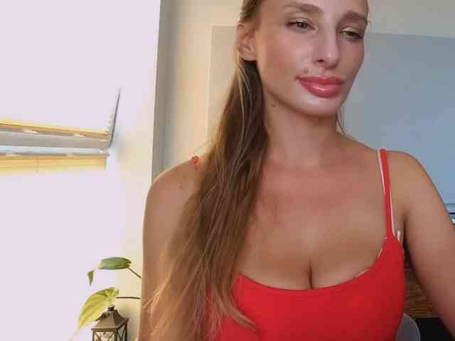 MarilynShow webcam