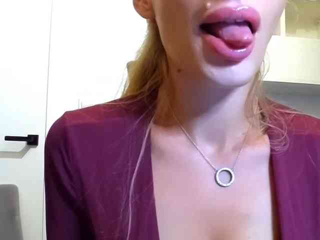 MarilynShow webcam