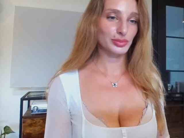 Model: MarilynShow