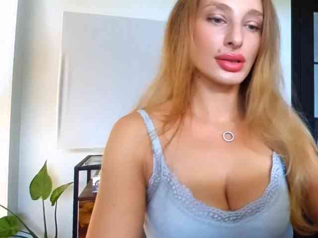MarilynShow webcam