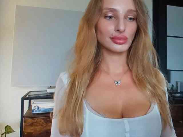 MarilynShow webcam