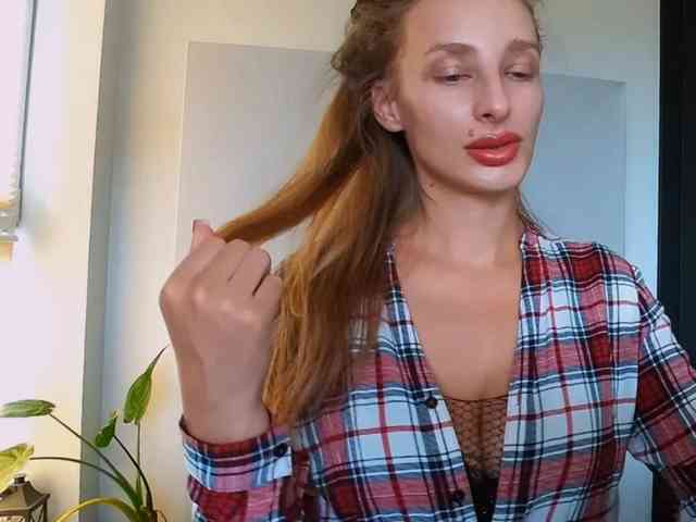 Model: MarilynShow