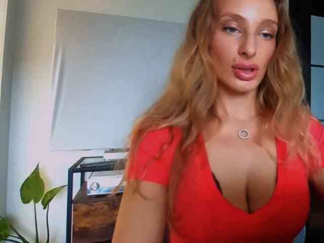 MarilynShow webcam