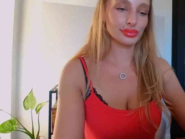 Model: MarilynShow