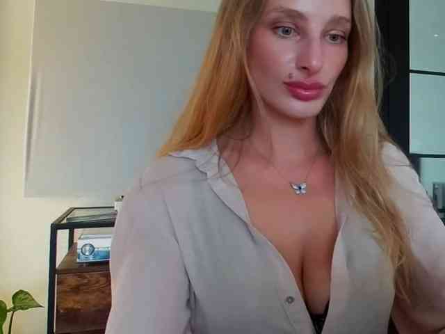 MarilynShow webcam