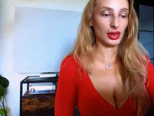 MarilynShow webcam