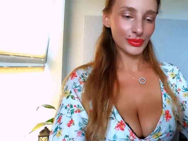 MarilynShow webcam