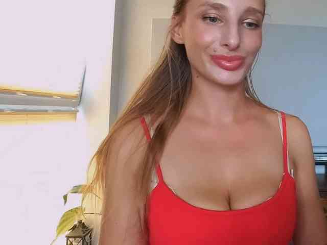 MarilynShow webcam