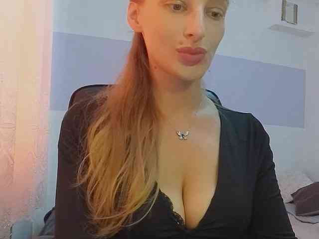 MarilynShow webcam