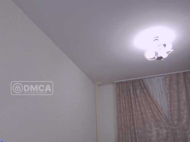 Sky-QueenI live cam on BongaCams