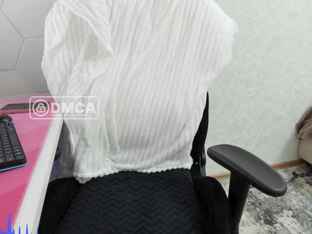 Sky-QueenI live cam on BongaCams