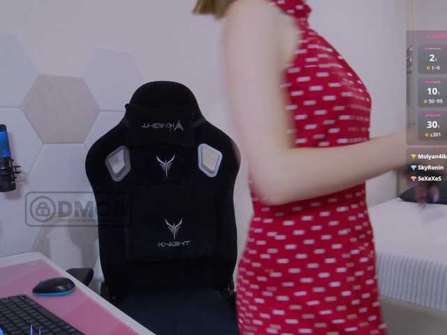 Sky-QueenI live cam on BongaCams