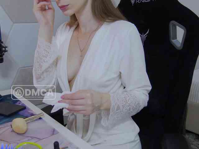 Sky-QueenI Sex Cam Show