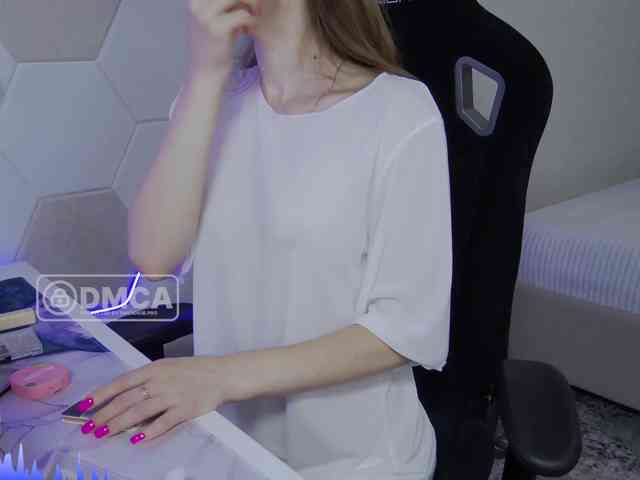 Sky-QueenI Sex Cam Show