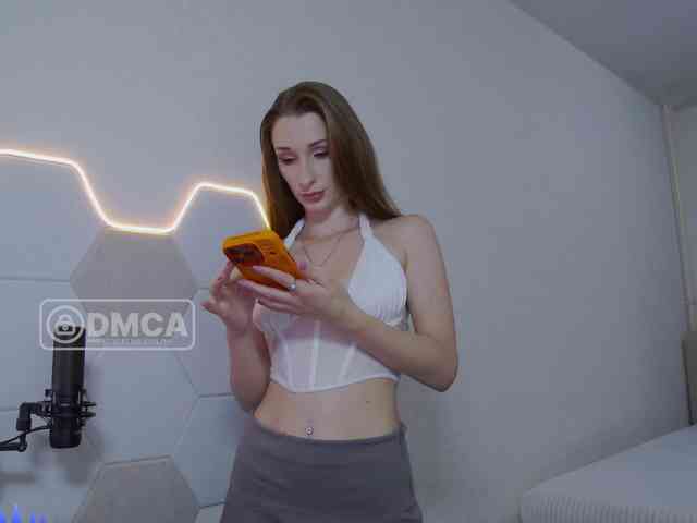 Sky-QueenI Sex Cam Show