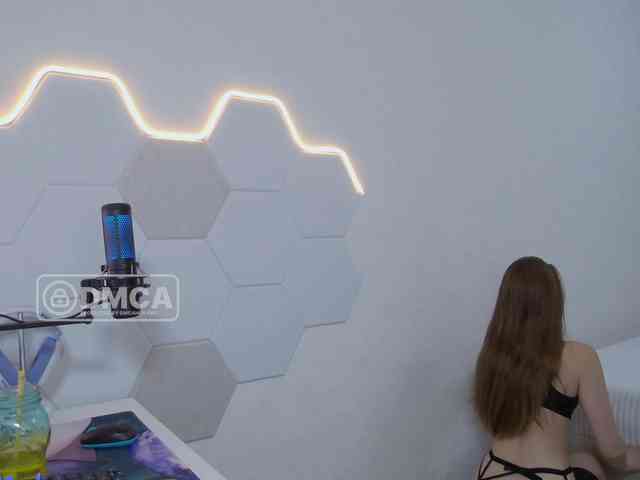 Sky-QueenI Sex Cam Show