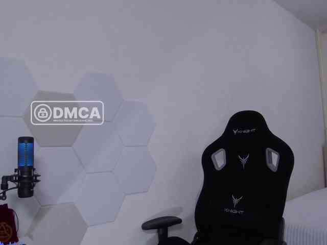 Sky-QueenI Sex Cam Show