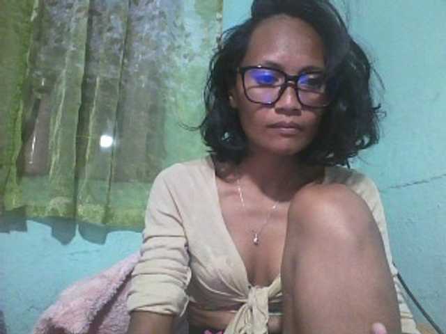 Gloria- live cam on BongaCams