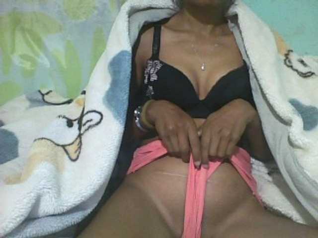 Gloria- live cam on BongaCams