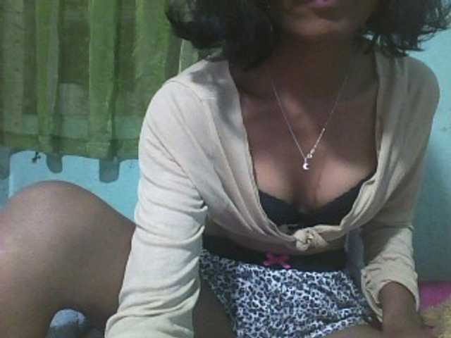 Gloria- live cam on BongaCams