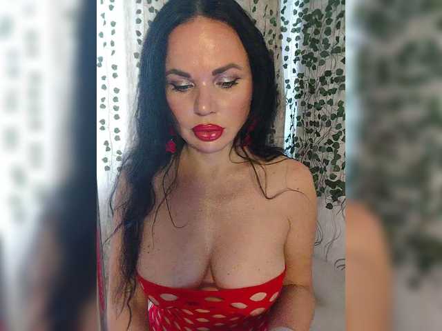 Kirakedi live cam on BongaCams