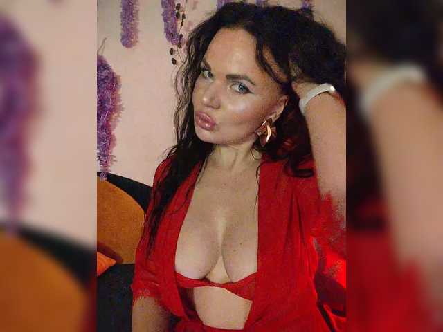 Kirakedi live cam on BongaCams