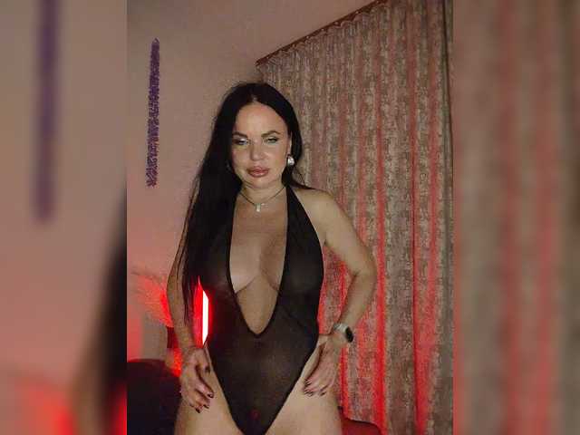 Kirakedi live cam on BongaCams