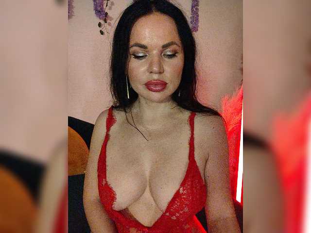 Kirakedi live webcam show