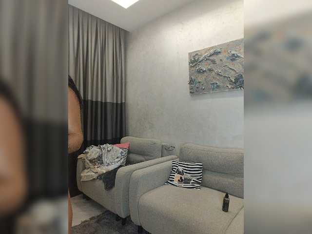 Kirakedi, en directo ahora en BongaCams