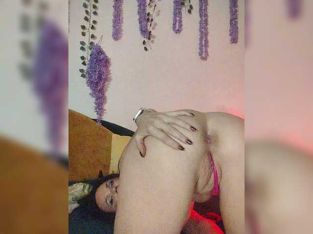 Kirakedi live cam on BongaCams