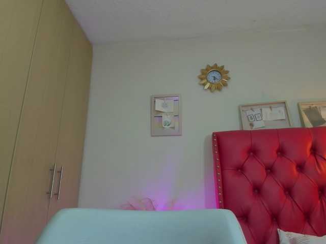 ameliiporter — live female cam