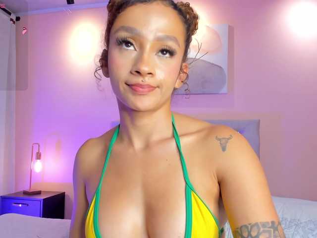 brianathompson live cam