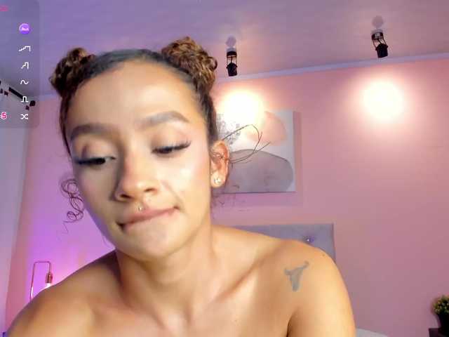 brianathompson live webcam show