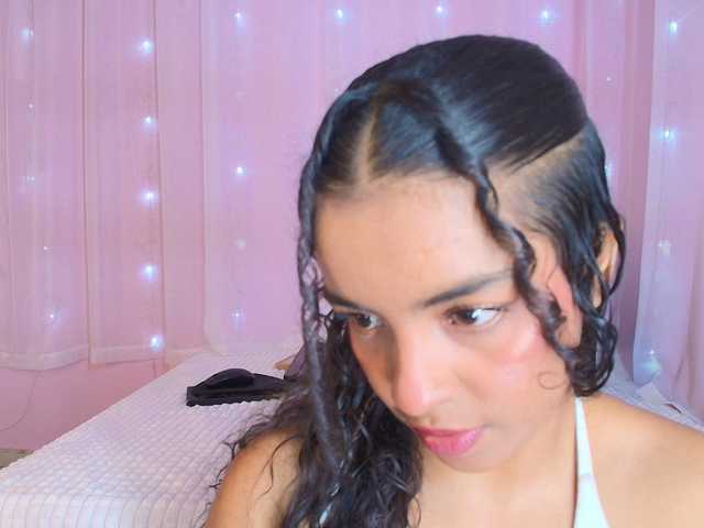 SunnyGilmore live cam on BongaCams