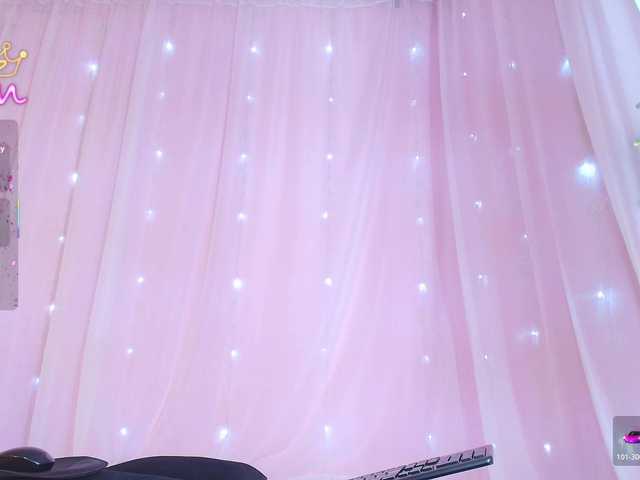 SunnyGilmore live cam on 