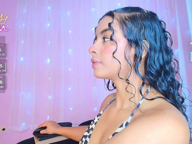 SunnyGilmore live cam on BongaCams