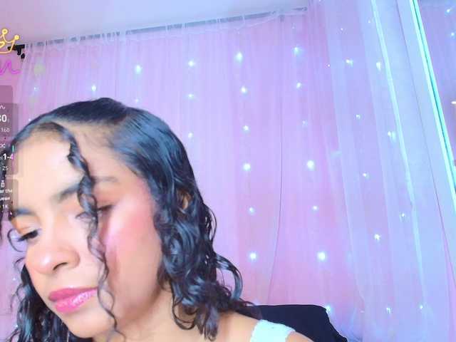 SunnyGilmore live cam on BongaCams