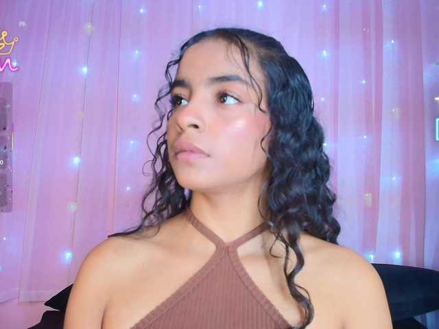 SunnyGilmore live cam on BongaCams